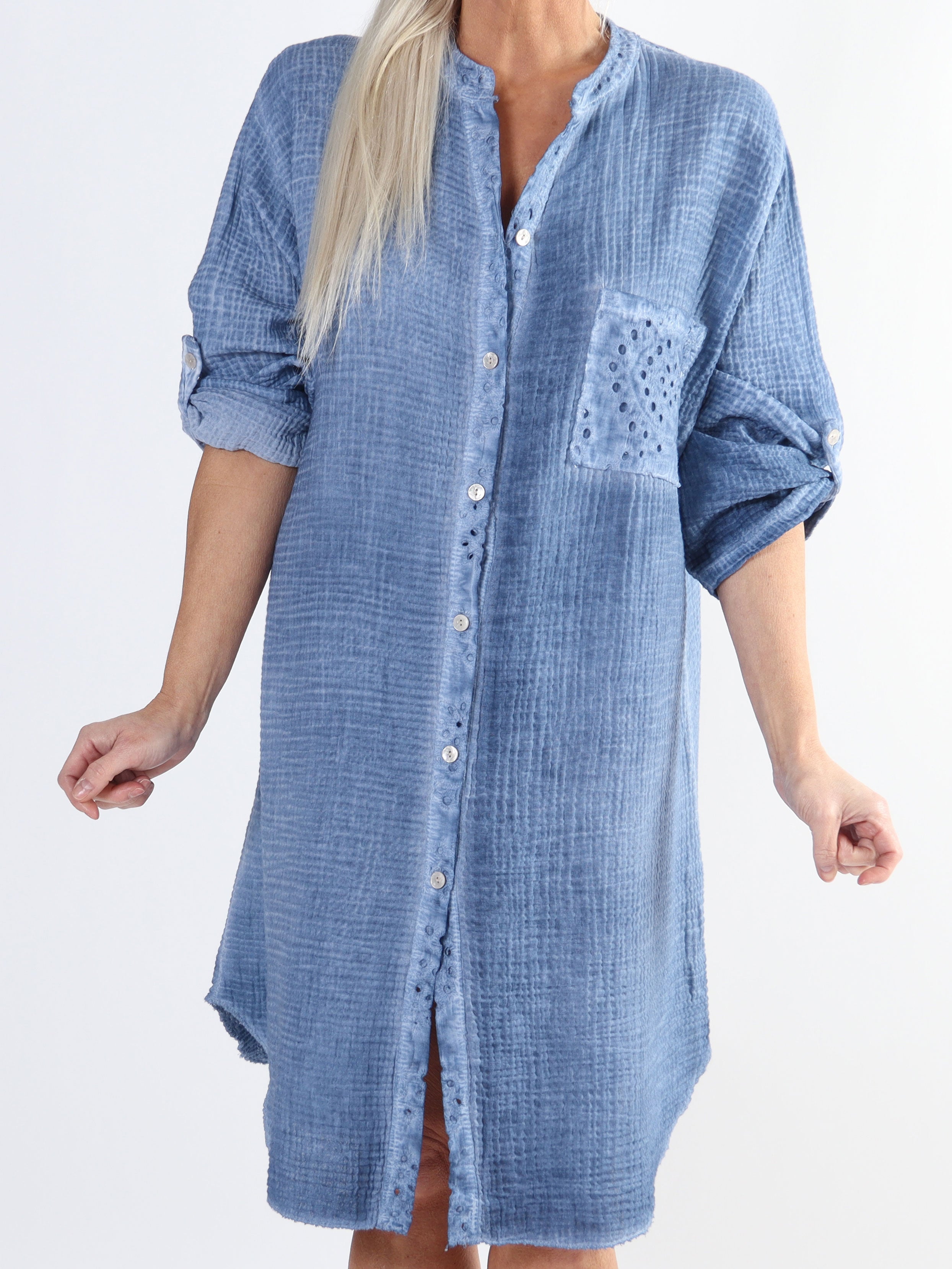 Inez - Lång mjuk skjorta i bäck- och vågtyg i plus size-modell